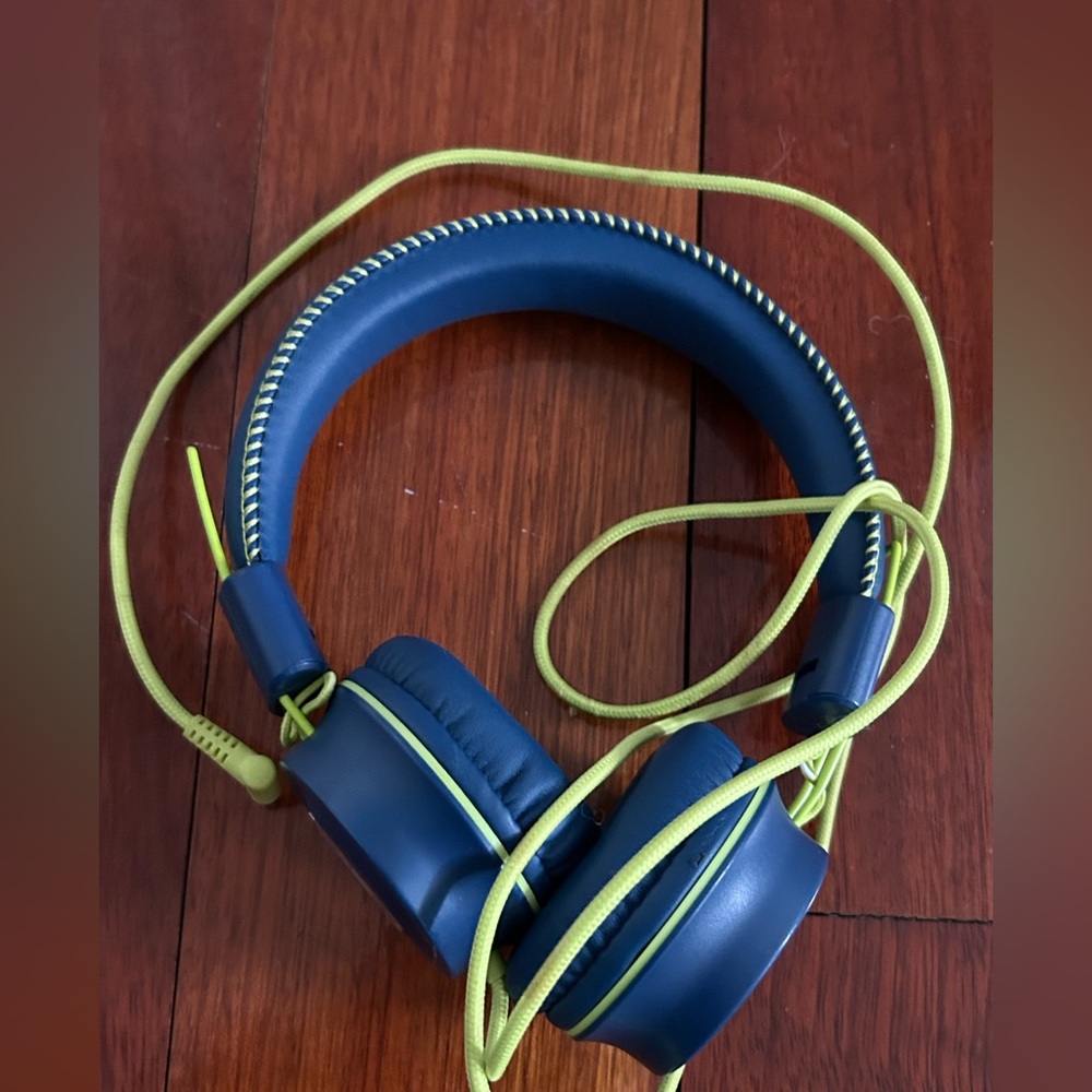 Powmee Blue and Lime Wired On-Ear Headphones